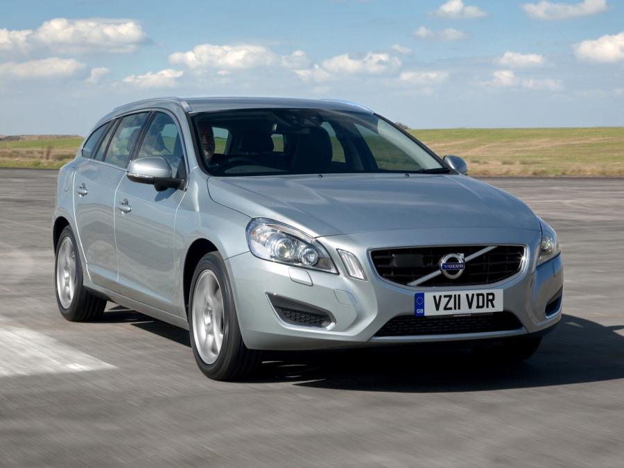  Volvo V60 DRIVe 2011 года  (UK) (фото 2 из 6)